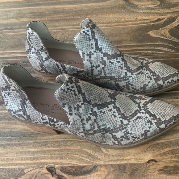 Chinese laundry Los Angeles Snake print high heel shoes original label size 9.5 - Picture 6 of 15